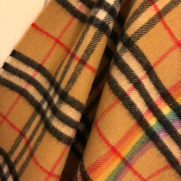 Burberry Cashmere Rainbow Scarf - Picture 4 of 4